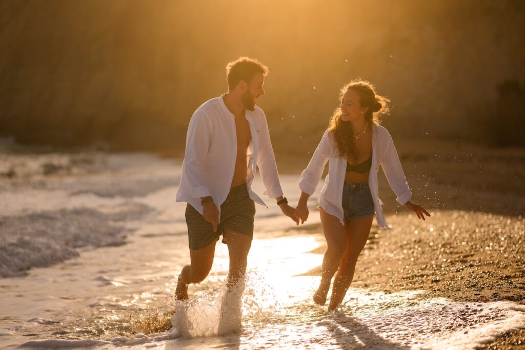 Adri y Carmen en su sesión de fotos de pareja en Villajoyosa