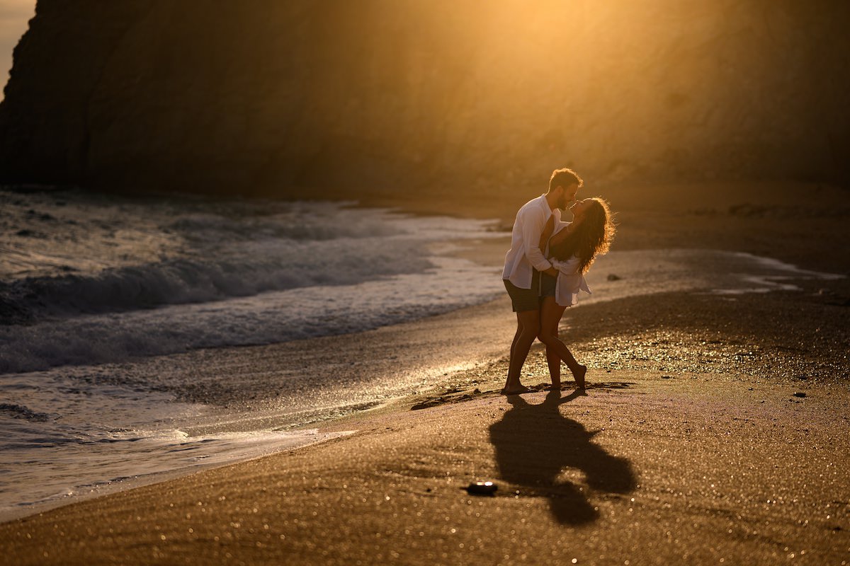 Adri y Carmen en su sesión de fotos de pareja en Villajoyosa
